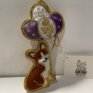Platinum Jubilee Corgi Ornament Decoration from the British Royal Trust …